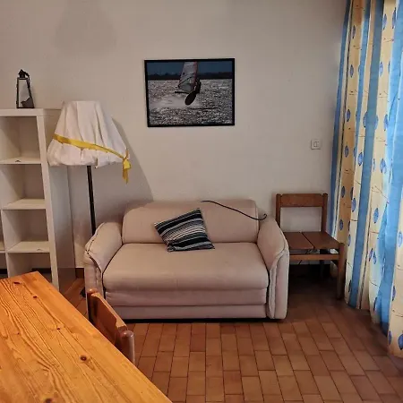 T2 Avec Terrasse Et Piscine A Port Barcares - Fr-1-195-13