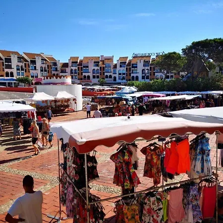 T2 Avec Terrasse Et Piscine A Port Barcares - Fr-1-195-13 Le Barcares