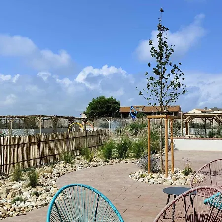 T2 Avec Terrasse Et Piscine A Port Barcares - Fr-1-195-13 *